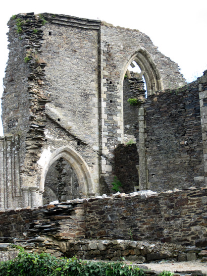 Abbaye Notre-Dame de Bon-Repos