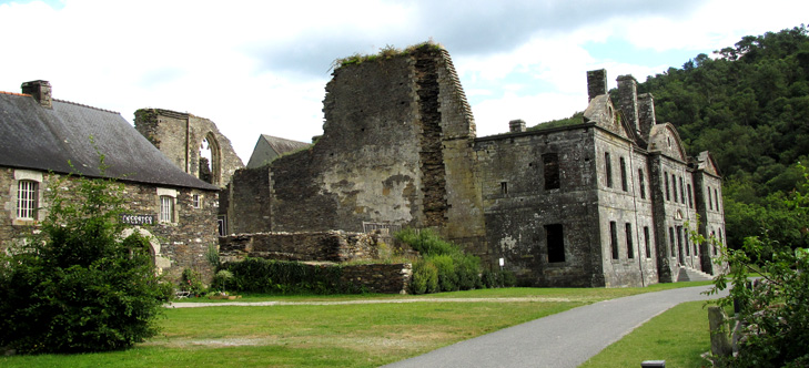 Abbaye Notre-Dame de Bon-Repos