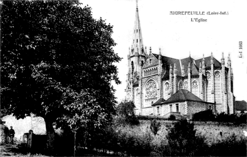 Eglise d'Aigrefeuille-sur-Maine (Bretagne).