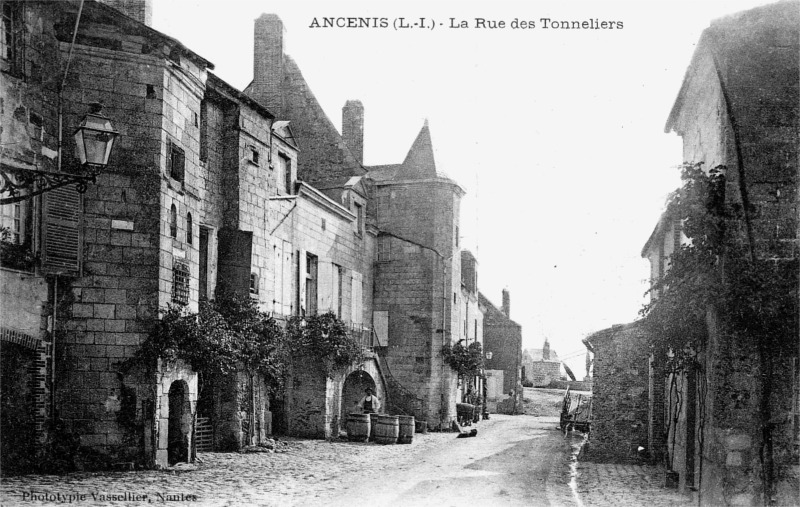 Ville d'Ancenis (anciennement en Bretagne).