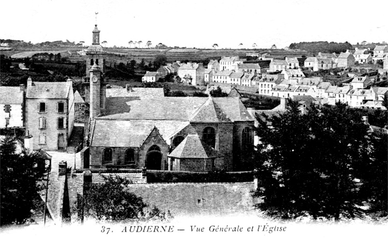 Eglise d'Audierne (Bretagne).