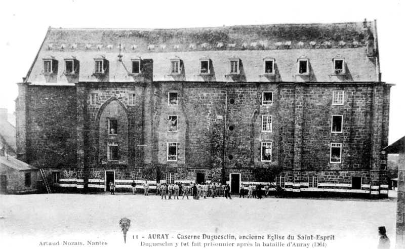 Eglise du Saint-Esprit d'Auray (Bretagne) devenue caserne.