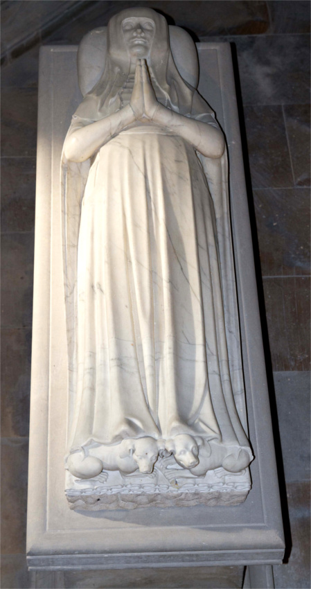 Basilique de Saint-Denis : gisant de Blanche, duchesse d'Orlans.