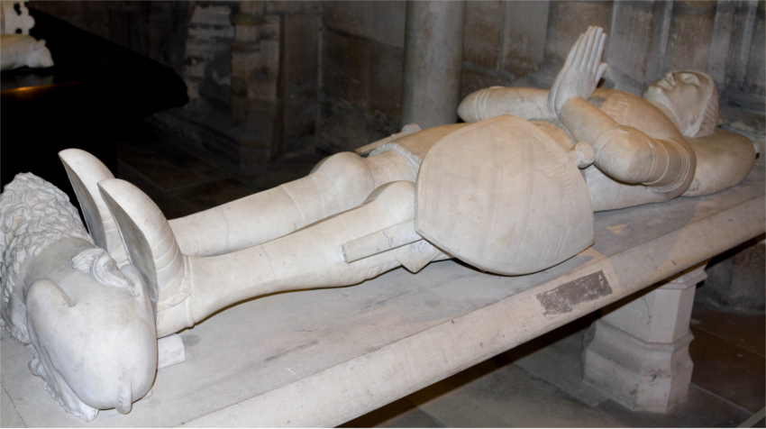 Basilique de Saint-Denis : gisant de Louis de Sancerre.