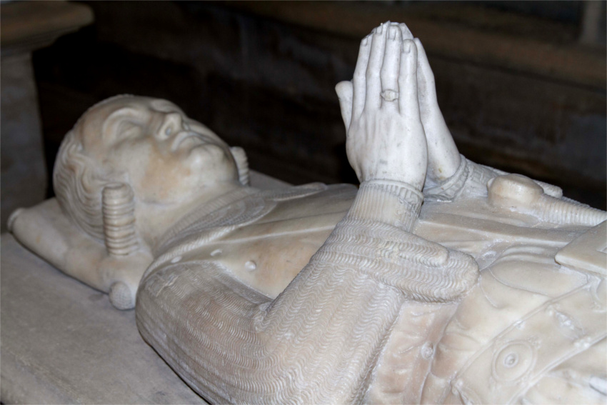 Basilique de Saint-Denis : gisant de Jeanne de France.