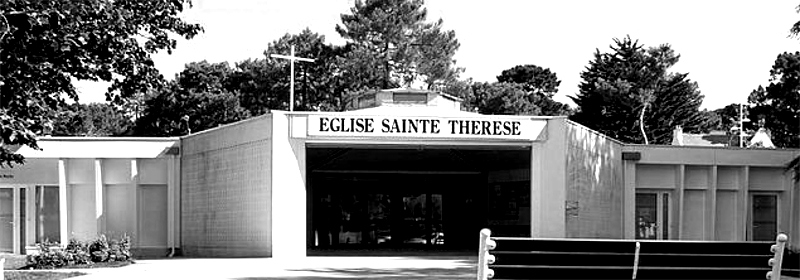 Eglise Sainte-Thérèse de la Baule à (anciennement en Bretagne).