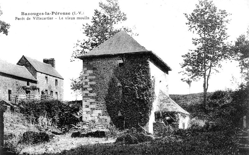 Moulin de Bazouges-la-Pérouse (Bretagne).