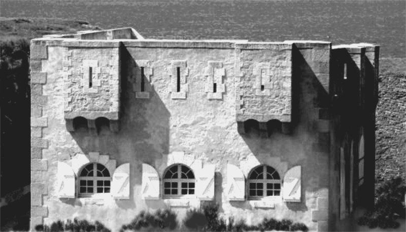 Le fort Sarah Bernhardt (1859), situ  la pointe des Poulains  Sauzon (Bretagne).