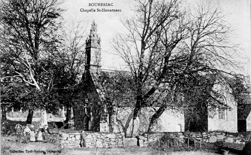 Chapelle Saint-Houarneau en Bourbriac (Bretagne)