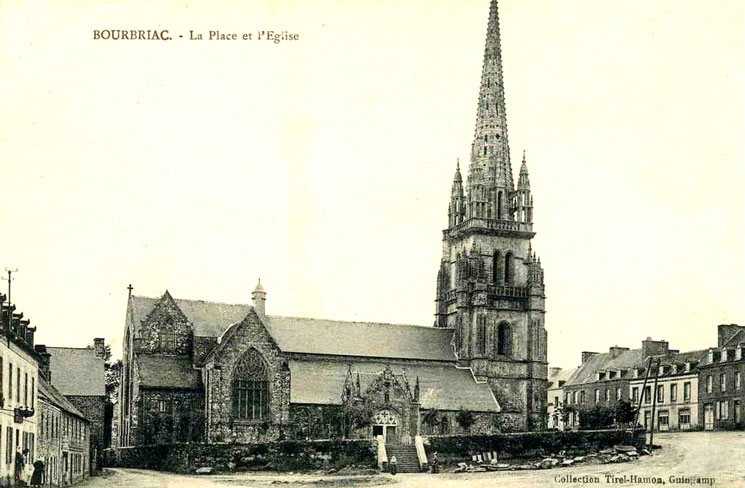 Eglise Saint-Briac de Bourbriac (Bretagne)