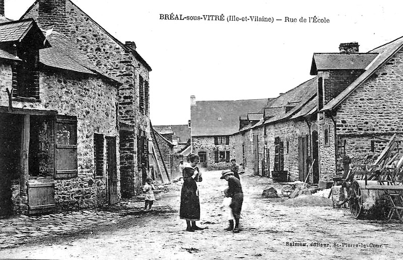 Ville de Bral-sous-Vitr (Bretagne).