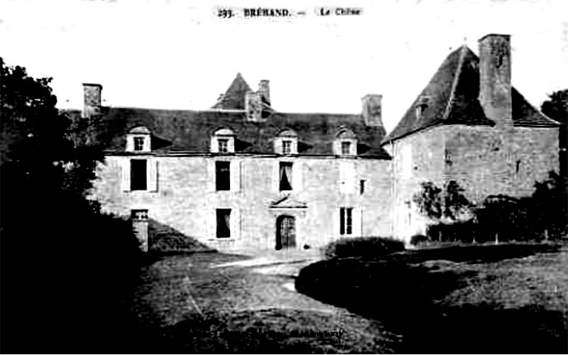 Ville de Bréhand (Bretagne) : château du Chêne.