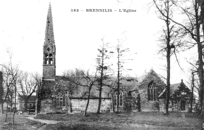 Eglise de Brennilis (Bretagne).