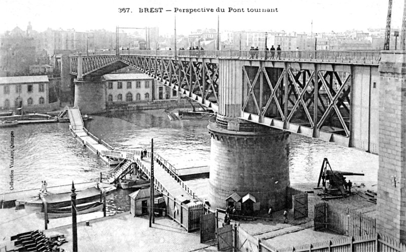 Brest (en Bretagne) et son pont national (aujourd'hui de Recouvrance).