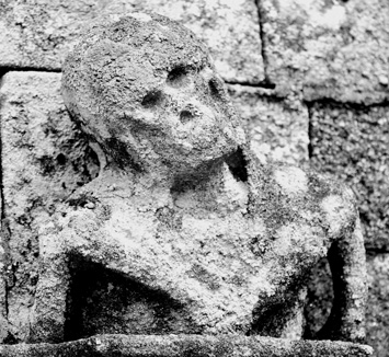 Gargouille de l'glise Notre-Dame de Bulat-Pestivien (Bretagne)