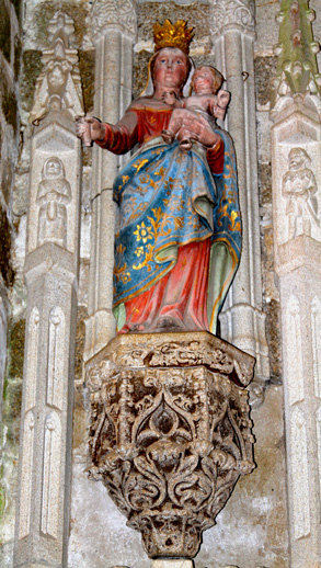 Statue de l'glise Notre-Dame de Bulat-Pestivien (Bretagne)