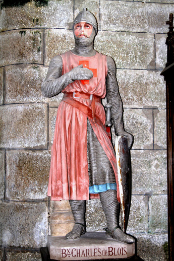 Statue de l'glise Notre-Dame de Bulat-Pestivien (Bretagne)