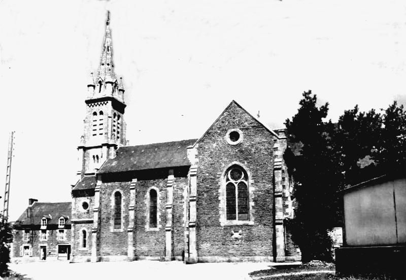 L'glise de Cambout (Bretagne).