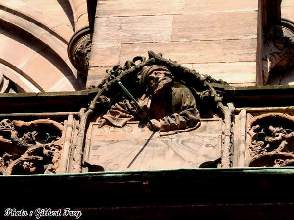 Cathdrale de Strasbourg : faade Sud du transept (vers 1220-1235)