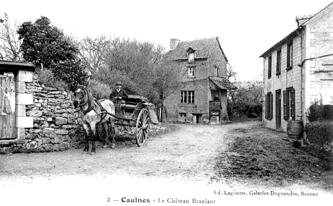 Ville de Caulnes (Bretagne).