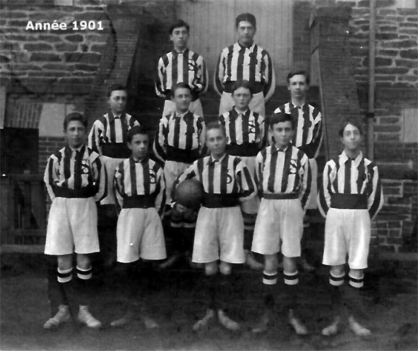 Equipe de foot de 1901 du Cellier (anciennement en Bretagne).