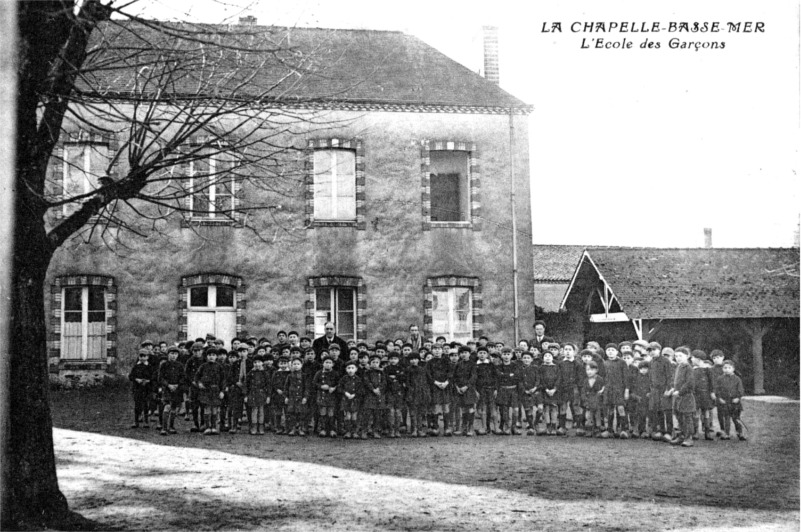 Ecole de La Chapelle-Basse-Mer (Bretagne)