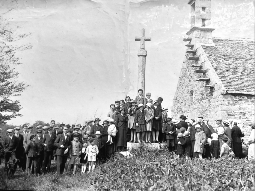 La chapelle de Gwennojen  Saint-Michel-en-Grve en 1934 (Bretagne).