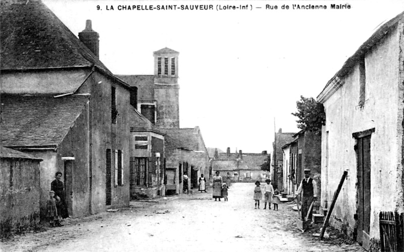 Ville de Chapelle-Saint-Sauveur (anciennement en Bretagne).