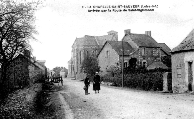 Ville de Chapelle-Saint-Sauveur (anciennement en Bretagne).