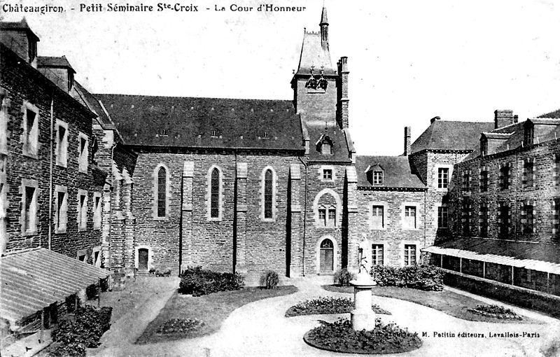 Séminaire de Châteaugiron (Bretagne).