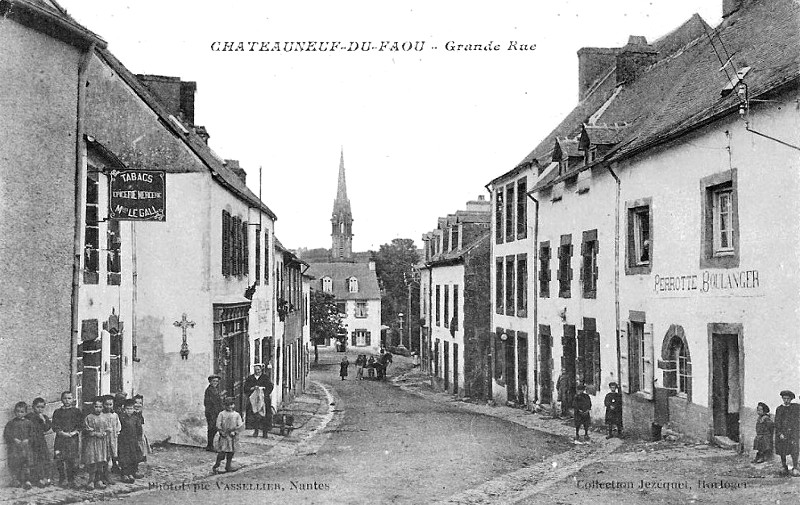 Ville de Chateauneuf-du-Faou (Bretagne).