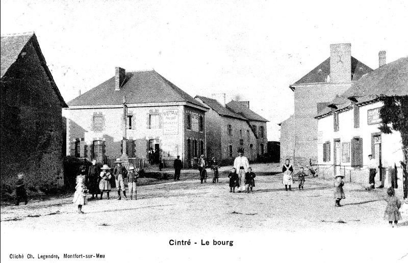 Ville de Cintr (Bretagne).