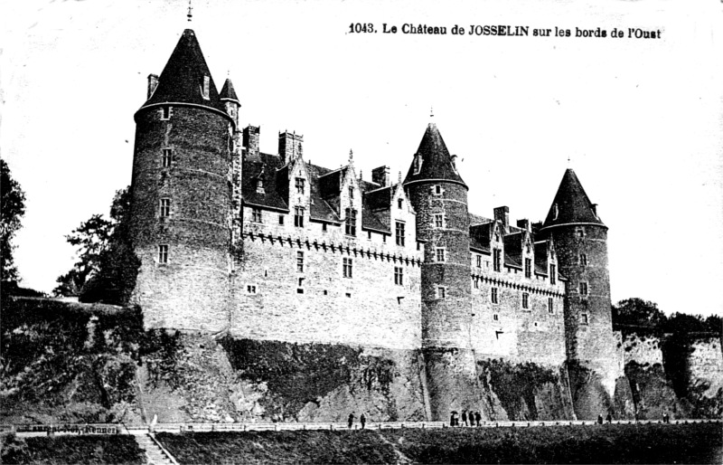 Josselin (Bretagne) : chteau des Rohan.