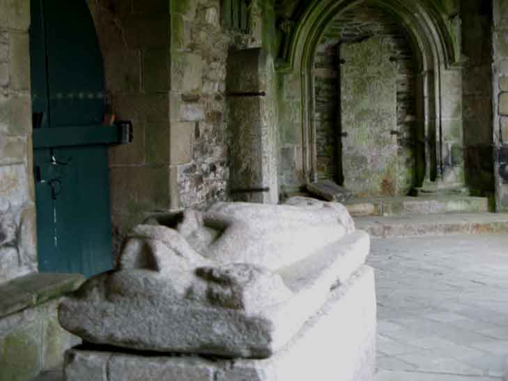 clotre de la cathdrale de Trguier (Bretagne)