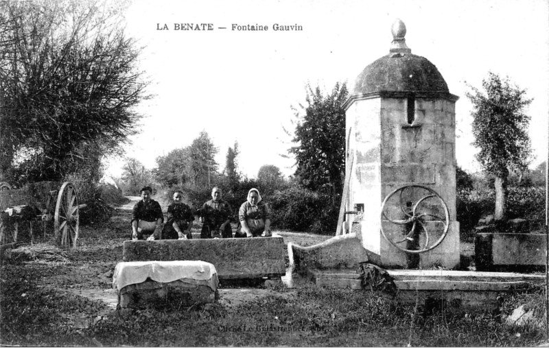 Ville de Corcoué-sur-Logne (fontaine Gauvin de La Bénate)
