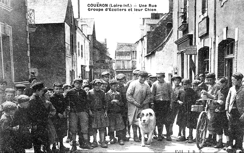 Ville de Couron (Bretagne).