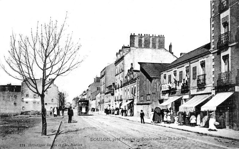 Ville de Doulon (Bretagne).