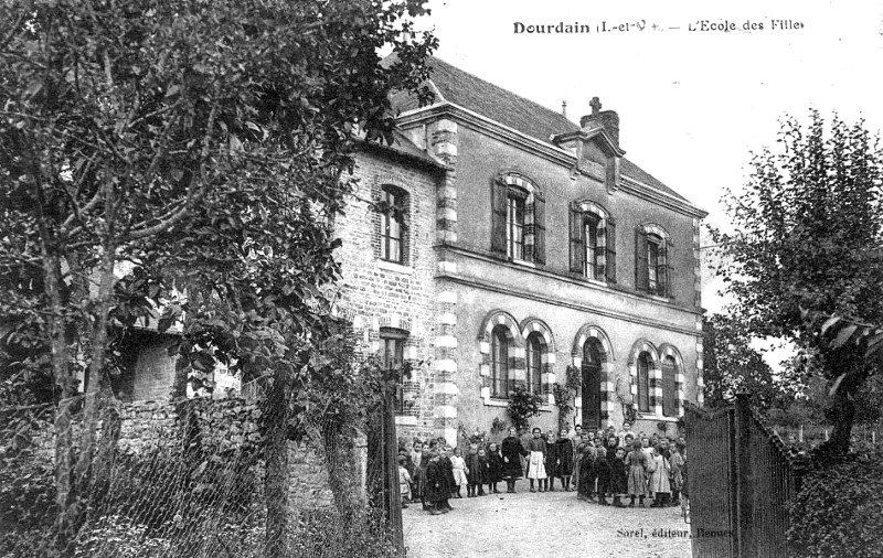 Ecole de Dourdain (Bretagne).