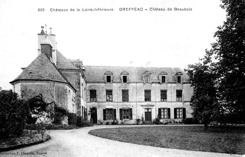 Château de Beaubois à Drefféac (anciennement en Bretagne).