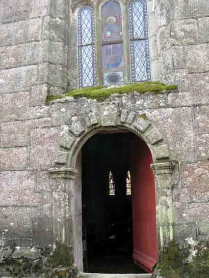 enclos paroissial de Plounour-Mnez