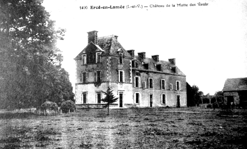 Château de la Motte des Vaux à Ercé-en-Lamée (Bretagne).
