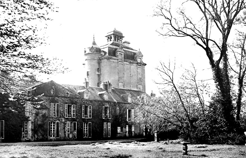 Chteau d'Erdeven (Bretagne).