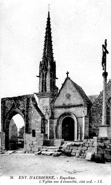 Eglise d'Esquibien (Bretagne).