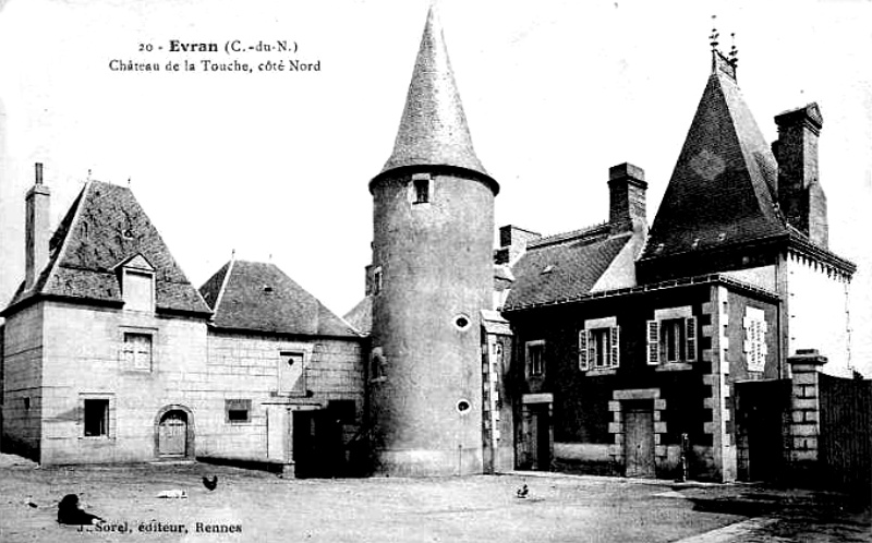 Ville d'Evran (Bretagne) : manoir de la Touche.