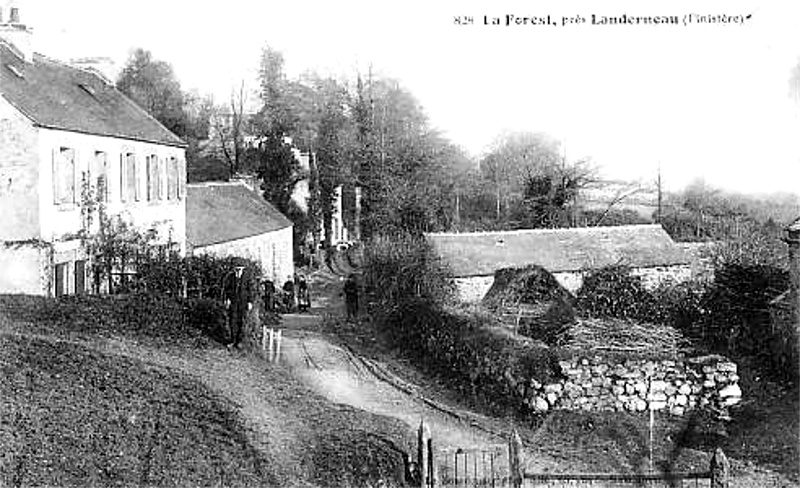 Ville de la Forest-Landerneau (Bretagne).