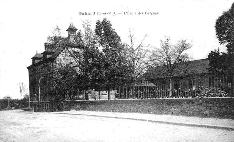Ecole de Gahard (Bretagne).