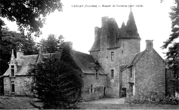 Ville de Garlan (Bretagne) : manoir de Kervezec.