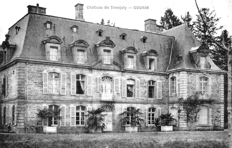 Château de Tronjoly à Gourin (Bretagne).