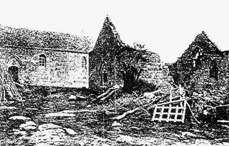 Les ruines de la chapelle Saint-Marc en Guéhenno (Bretagne).
