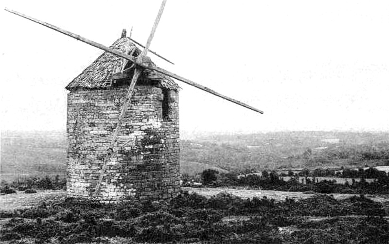 Le moulin à vent de Guéhenno (Bretagne).
